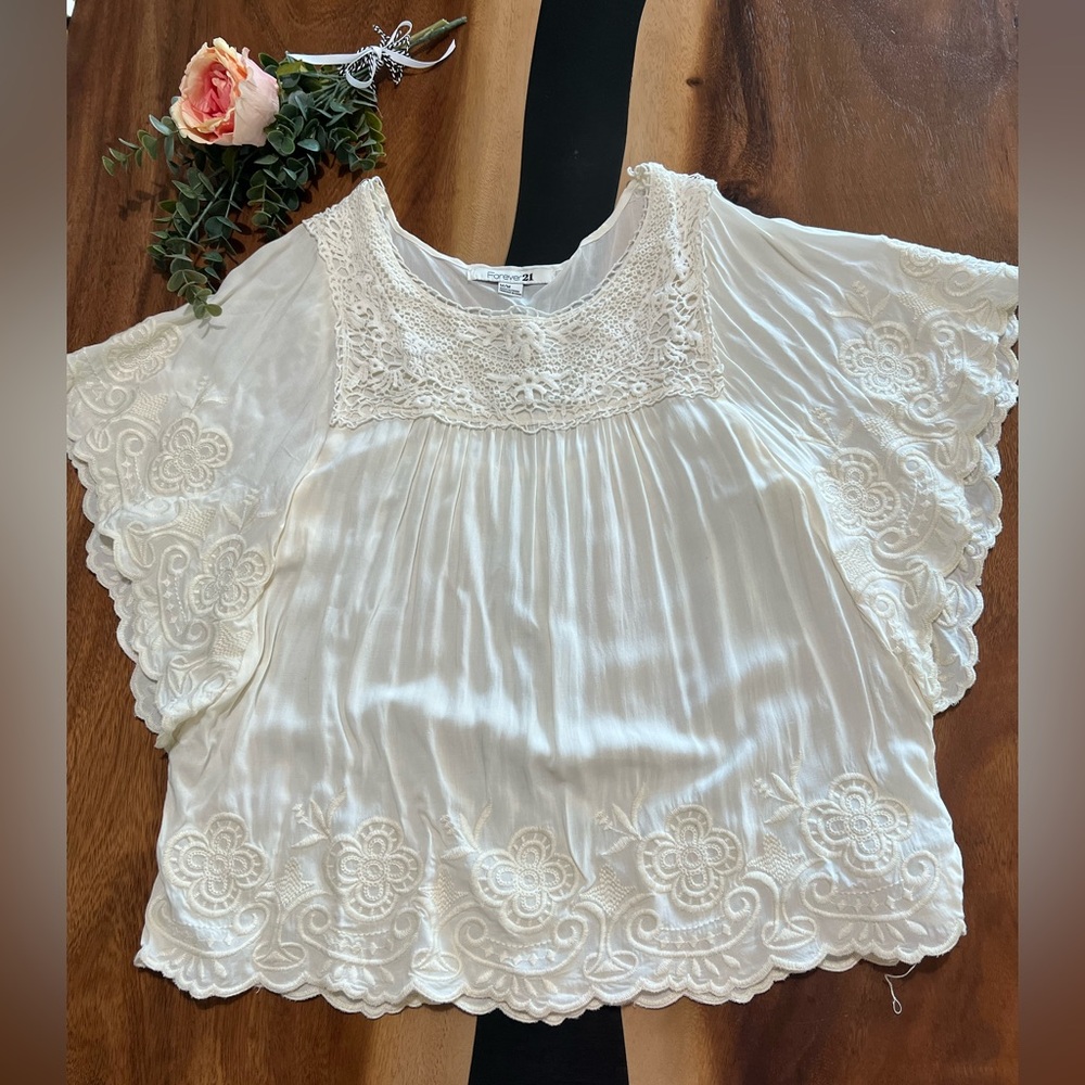 Forever 21 Cream Lace Detail Blouse